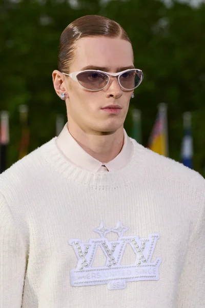 Look 176